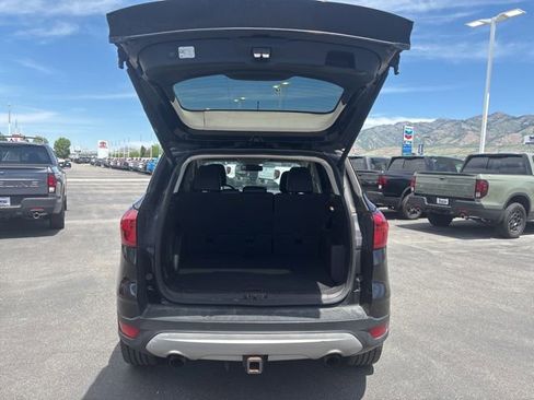 Used 2019 Ford Escape Titanium AWD/4WD image 26