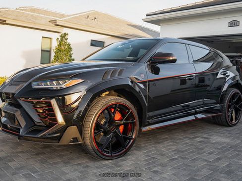 Used 2021 Lamborghini Urus image 14