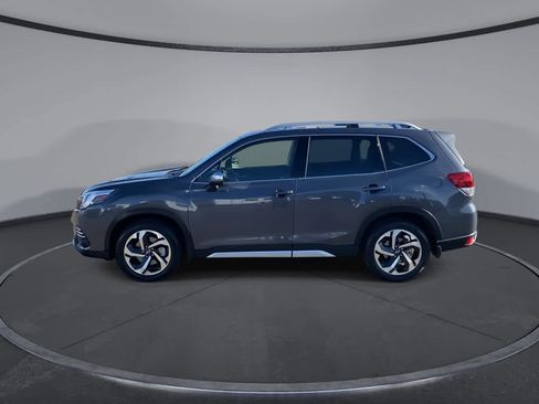 Used 2023 Subaru Forester Touring image 5