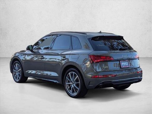 Used 2023 Audi Q5 e Prestige AWD/4WD image 8