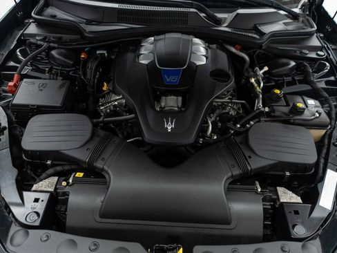 Used 2022 Maserati Ghibli Modena Q4 image 38