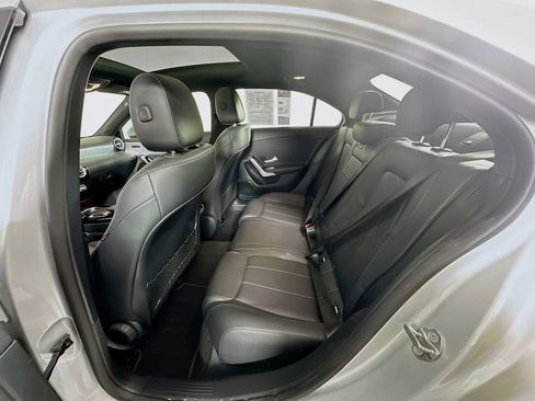Used 2022 Mercedes-Benz A 220 4MATIC image 27