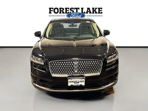 Used 2022 Lincoln Nautilus Reserve AWD/4WD image 2