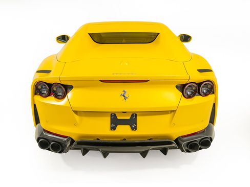 Used 2022 Ferrari 812 GTS RWD image 7