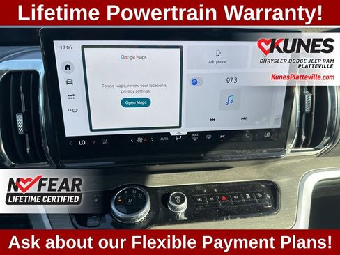 Used 2025 Ford Expedition Platinum AWD/4WD image 22