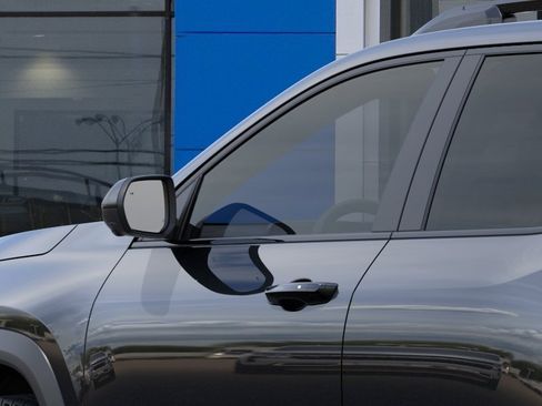 New 2026 Chevrolet Equinox RS w/ Safety and Technology Package FWD image 12