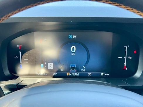 Used 2025 Ford Maverick Tremor AWD/4WD image 18