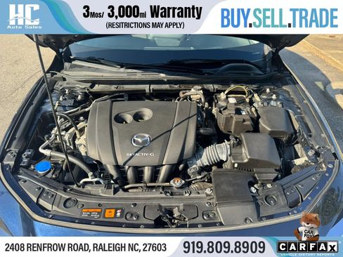 Used 2019 MAZDA MAZDA3 Sedan FWD image 30