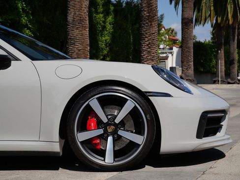 Used 2021 Porsche 911 Carrera 4S image 6