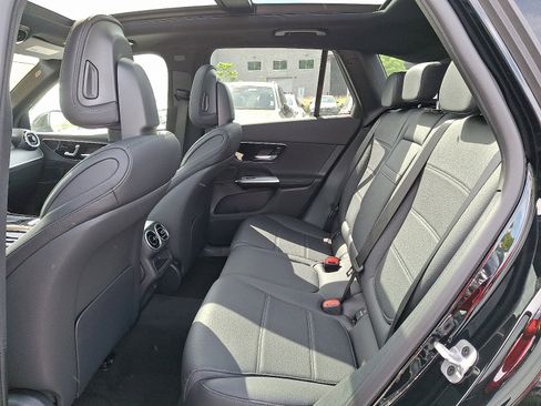 Certified 2025 Mercedes-Benz GLC 300 4MATIC image 9