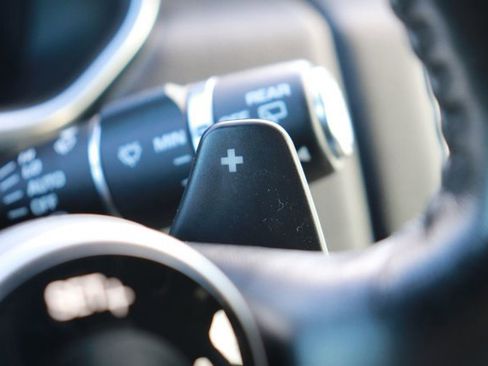 Used 2018 Land Rover Range Rover image 27