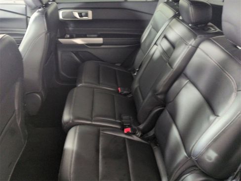 Used 2023 Ford Explorer XLT w/ Equipment Group 202A image 24