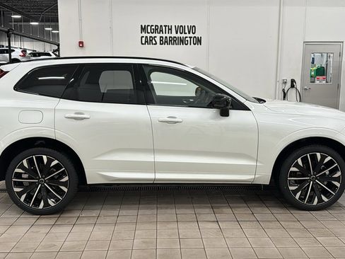 New 2026 Volvo XC60 B5 Ultra w/ Protection Package Premier image 4