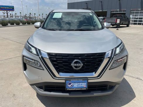 Certified 2023 Nissan Rogue SV image 6