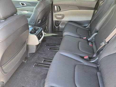 New 2026 Kia Carnival EX FWD image 21