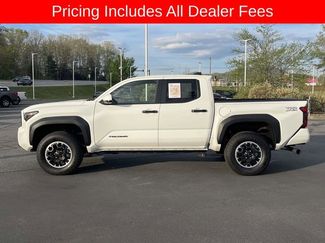 Used 2025 Toyota Tacoma TRD Off-Road AWD/4WD video 2