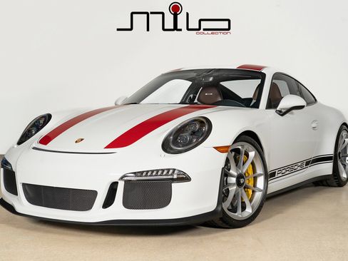Used 2016 Porsche 911 R image 1