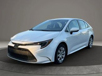 Used 2021 Toyota Corolla LE video 1