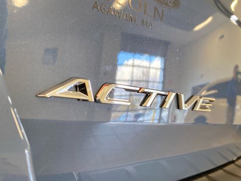 New 2026 Ford Explorer Active w/ Active Comfort Package image 30