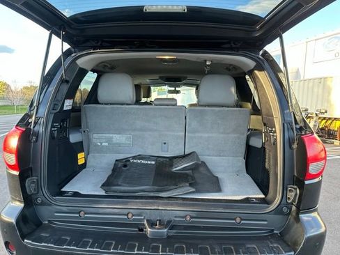 Used 2016 Toyota Sequoia Platinum AWD/4WD image 15