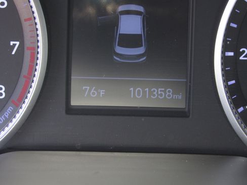 Used 2019 Hyundai Elantra SEL FWD image 25