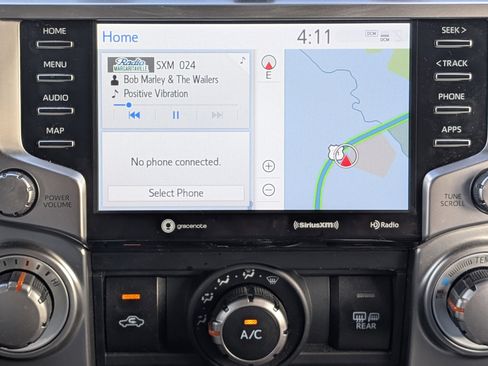 Used 2023 Toyota 4Runner SR5 Premium image 17