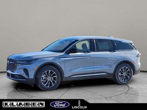 New 2026 Lincoln Nautilus Premier image 1