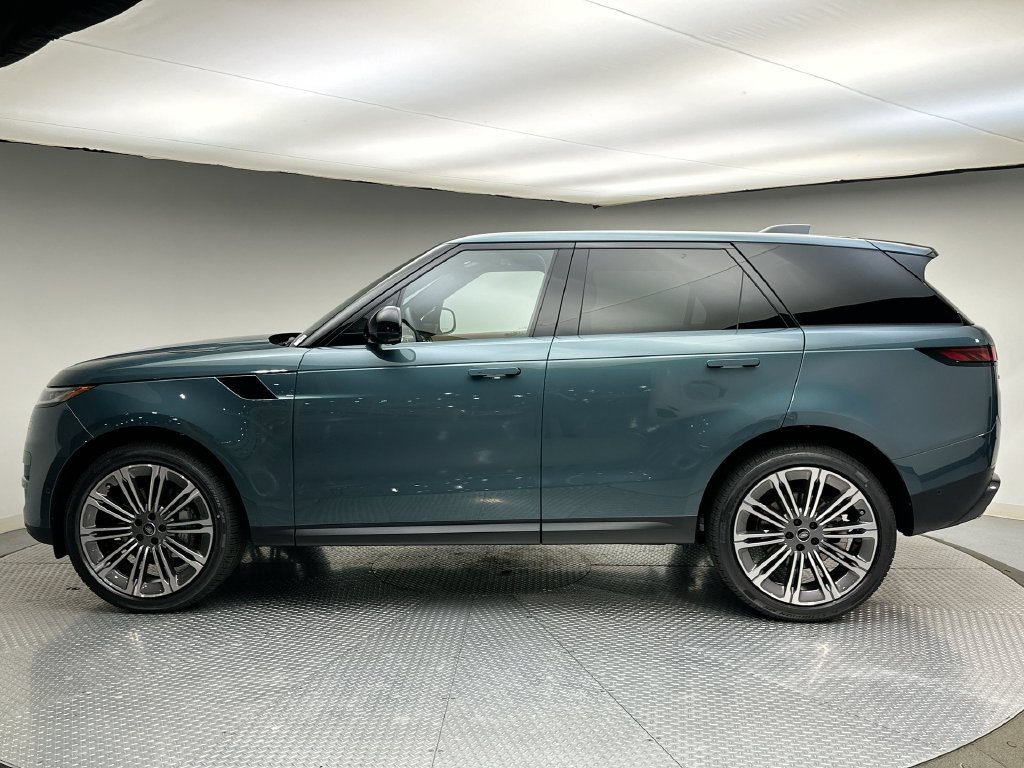 New 2025 Land Rover Range Rover Sport SE AWD/4WD image 2