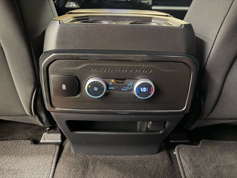 Used 2021 Ford Expedition XL AWD/4WD image 23