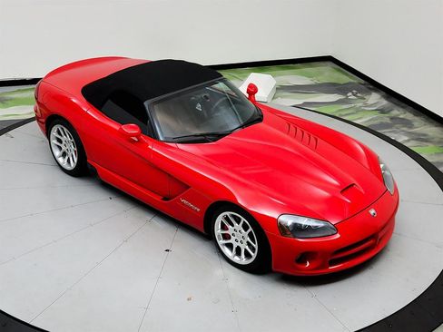 Used 2005 Dodge Viper SRT-10 image 30