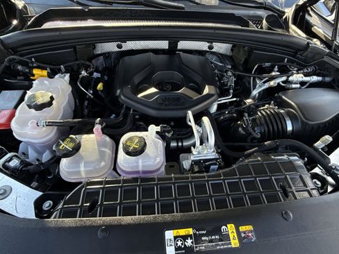 Used 2023 Jeep Grand Cherokee 4WD 4xe image 29