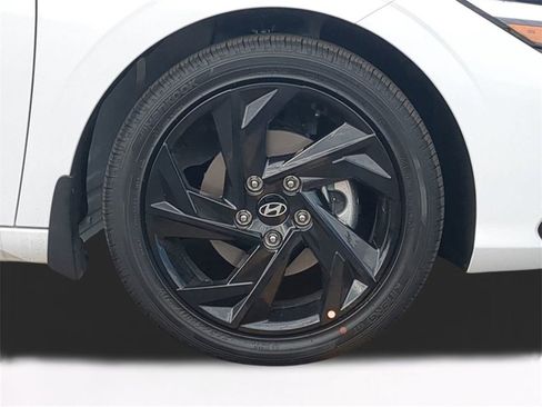 New 2026 Hyundai Elantra SEL Sport image 11