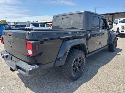 Used 2021 Jeep Gladiator Sport AWD/4WD image 5