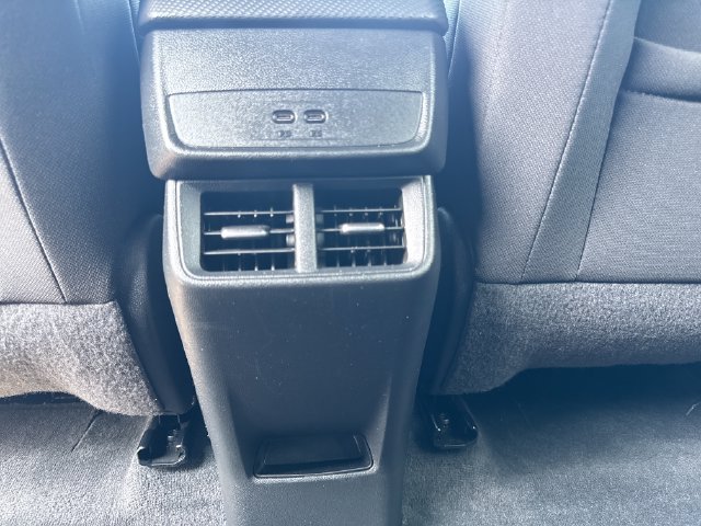 Used 2025 Chevrolet Equinox LT AWD/4WD image 31