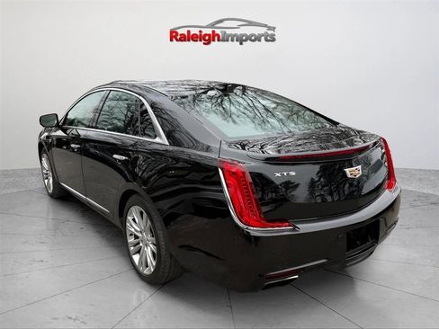 Used 2019 Cadillac XTS Luxury FWD image 7