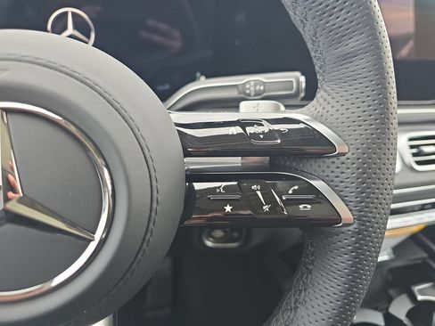 New 2026 Mercedes-Benz GLS 450 4MATIC image 18