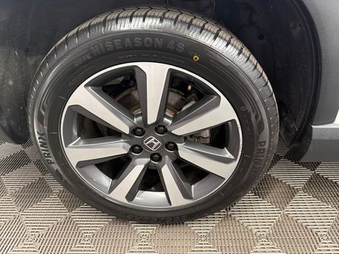 Used 2023 Honda Pilot Elite image 35