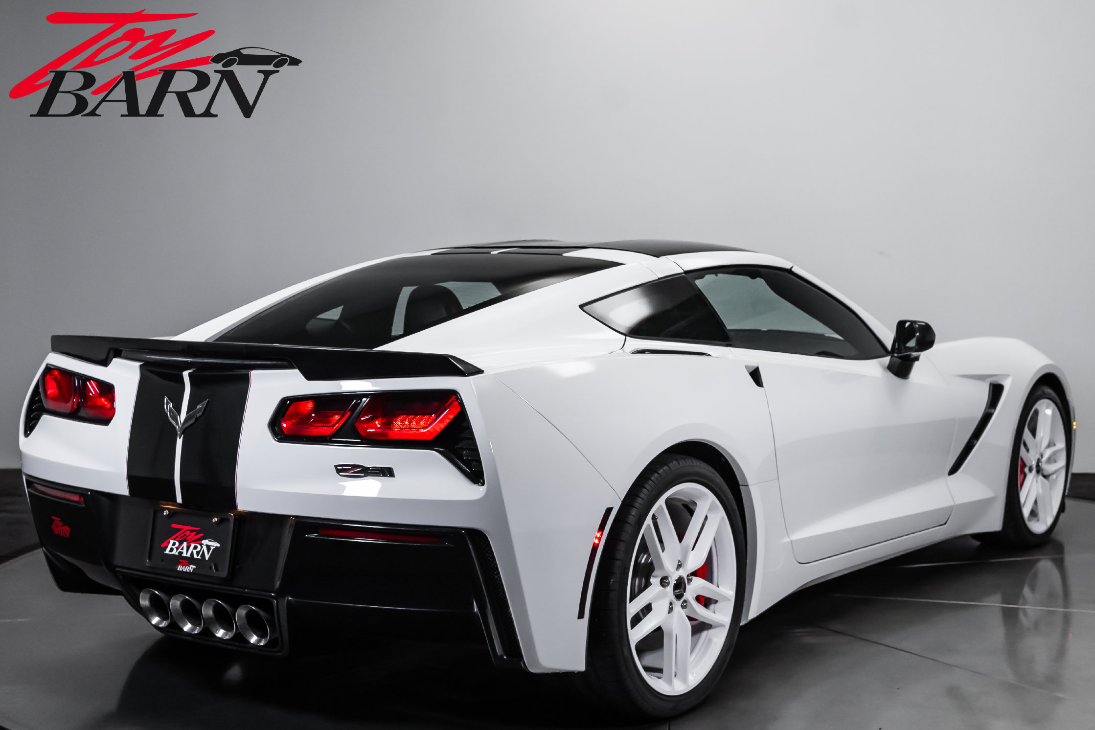 Used 2014 Chevrolet Corvette Stingray Coupe w/ 2LT Preferred Equipment Group RWD image 13