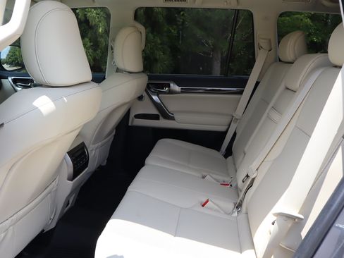 Used 2022 Lexus GX 460 Premium w/ Premium Plus Package AWD/4WD image 38