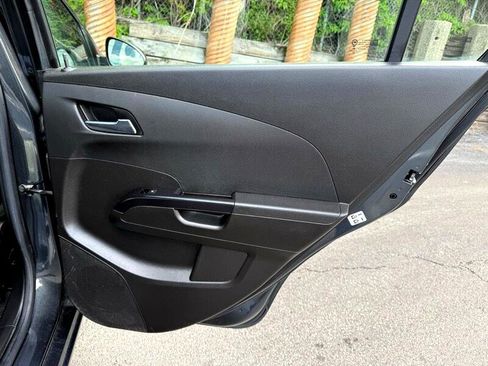 Used 2020 Chevrolet Sonic LT image 31