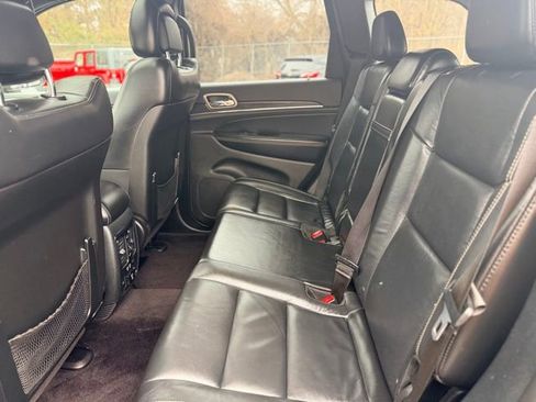 Used 2017 Jeep Grand Cherokee Limited image 27