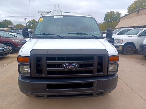 Used 2008 Ford E-250 and Econoline 250 image 2