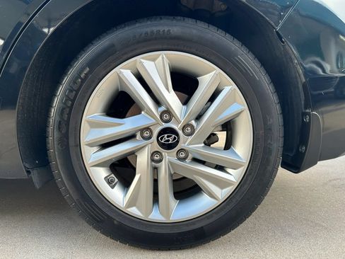 Used 2020 Hyundai Elantra SEL FWD image 26