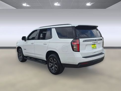 Used 2022 Chevrolet Tahoe Z71 w/ Luxury Package image 3