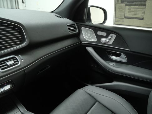 New 2026 Mercedes-Benz GLE 450 4MATIC image 11