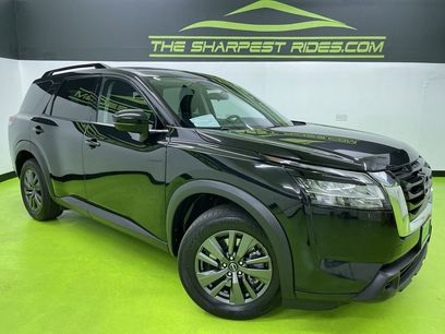 Used 2022 Nissan Pathfinder SV
