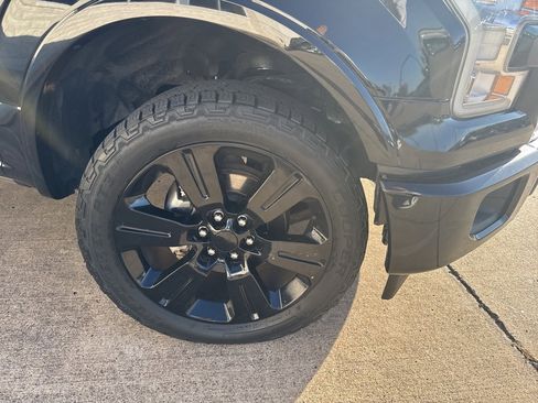 Used 2017 Ford F150 Limited w/ Trailer Tow Package image 4