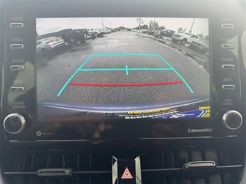 Used 2021 Toyota Corolla LE image 25