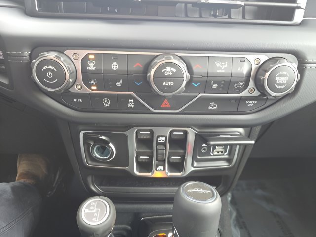 New 2026 Jeep Gladiator Sport AWD/4WD image 21