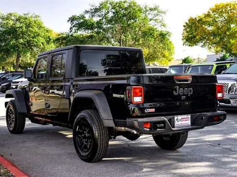 New 2026 Jeep Gladiator Sport image 5
